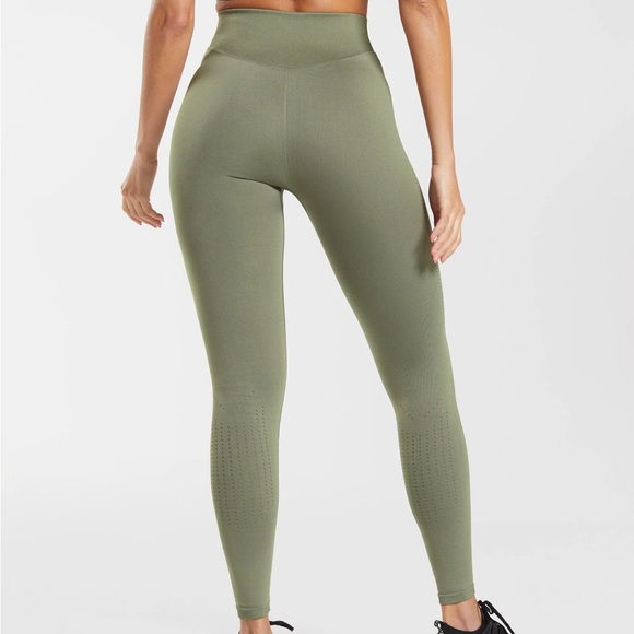 ✨ LOWEST PRICE✨ NEW Green Gymshark Leggings - Picture 2 of 11